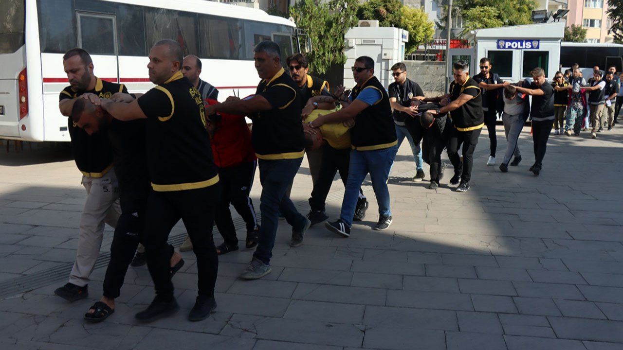 Kilis'te polise mukavemette bulunan 10 şüpheli gözaltına alındı!