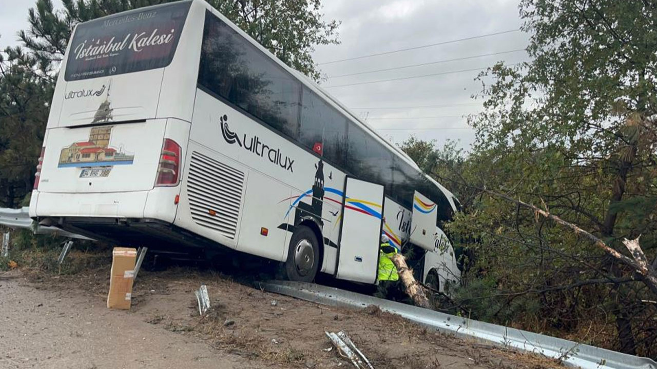 Bursa’da yolcu otobüsü şarampole uçtu