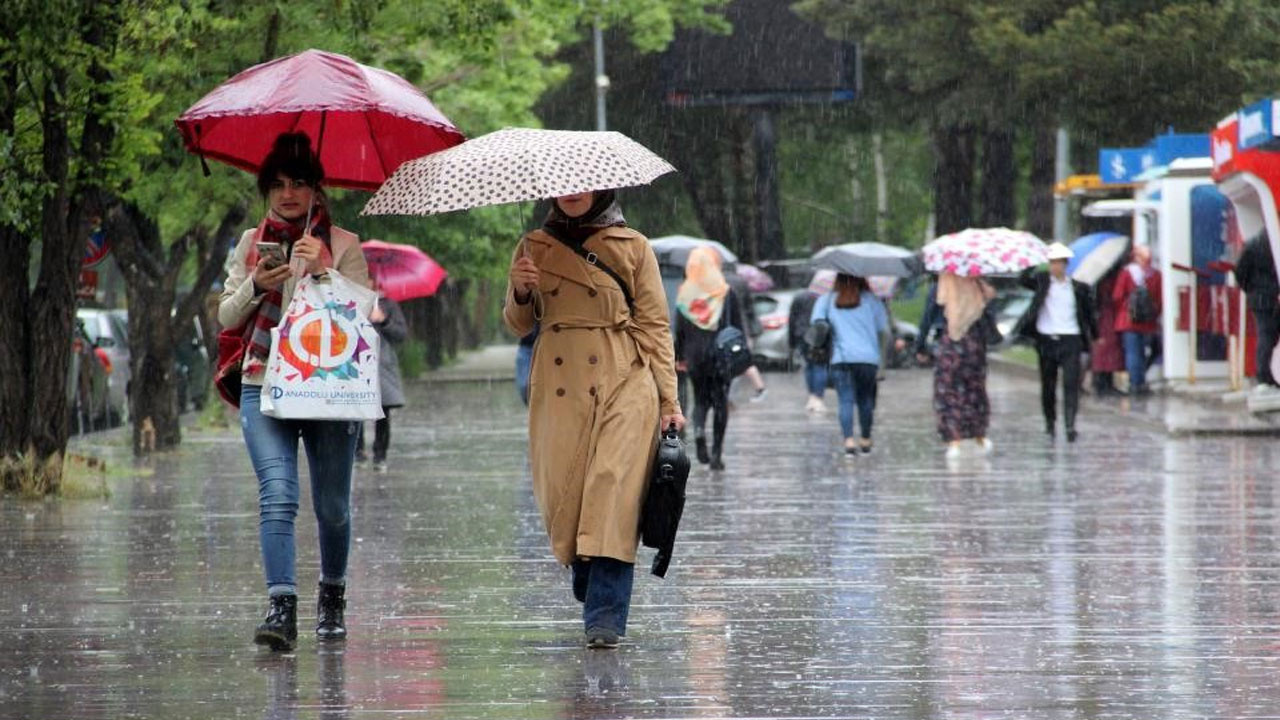 Eskişehir'de sağanak yağış bekleniyor, meteoroloji uyardı