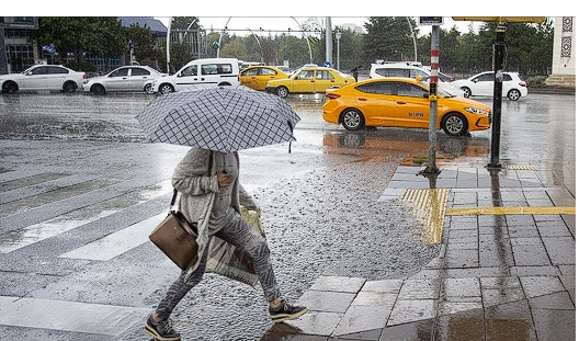 Meteoroloji'den 11 il için sarı ve turuncu kodlu uyarı çok kuvvetli yağış bekleniyor! 1 ilde eğitime ara verildi