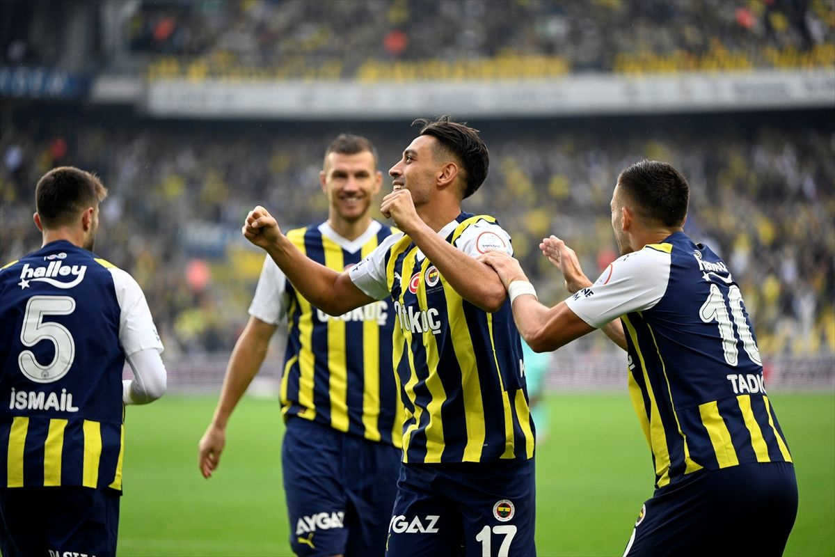 Rıdvan Dilmen sıralamayı verdi: Süper Lig böyle bitecek! Fenerbahçe kadrosu için 'tarihin en iyisi' dedi