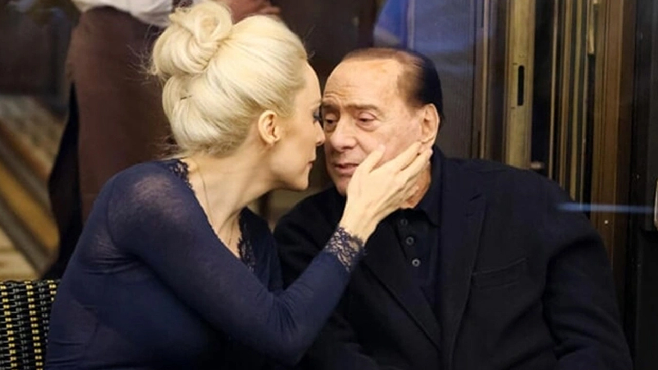 Berlusconi'nin sevgilisi, 100 milyon euroluk mirasla kayıplara karıştı! "Bu kadar gözyaşı yeter"