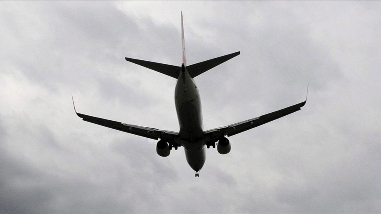 Hava yolu şirketleri İsrail uçuşlarını askıya alıyor
