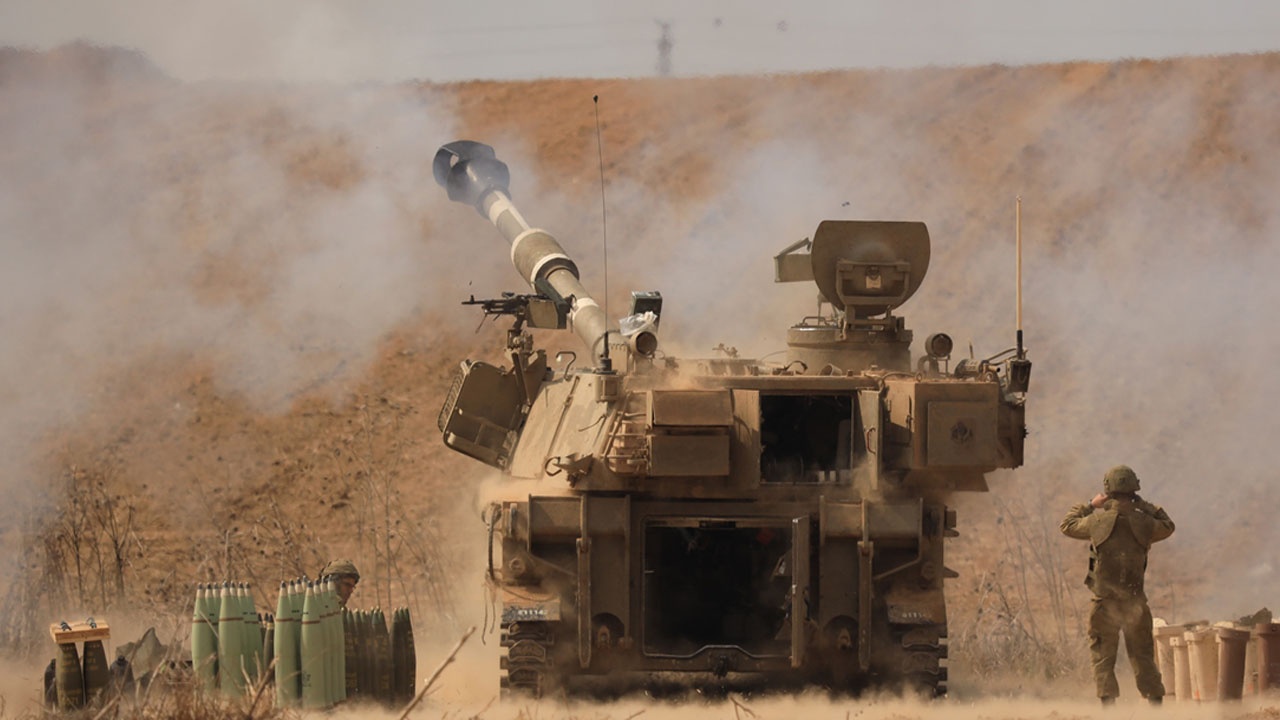 İsrail ordusu Gazze'yi obüslerle yoğun şekilde vuruyor
