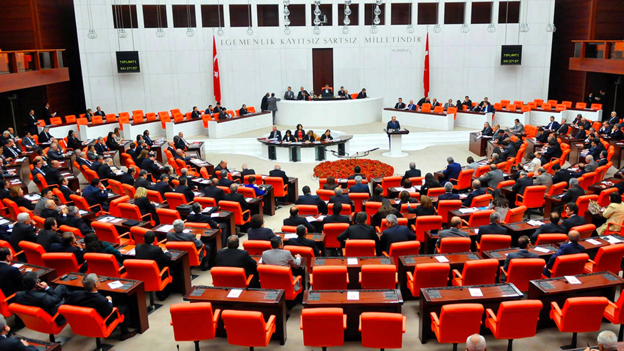 Lübnan ve Orta Afrika tezkereleri Meclis’te kabul edildi