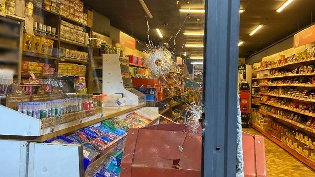 Esenyurt’ta markete silahlı saldırı