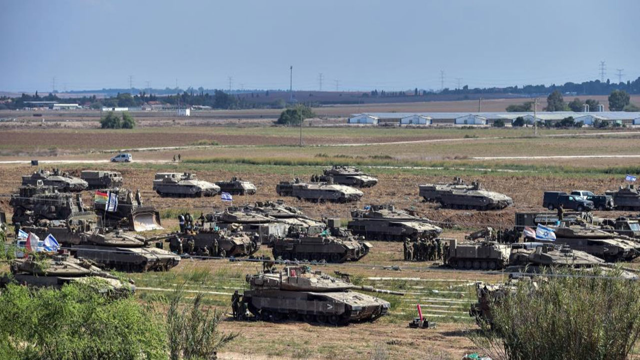İsrail cephe hattını genişletiyor! Sınıra tank yığdılar!