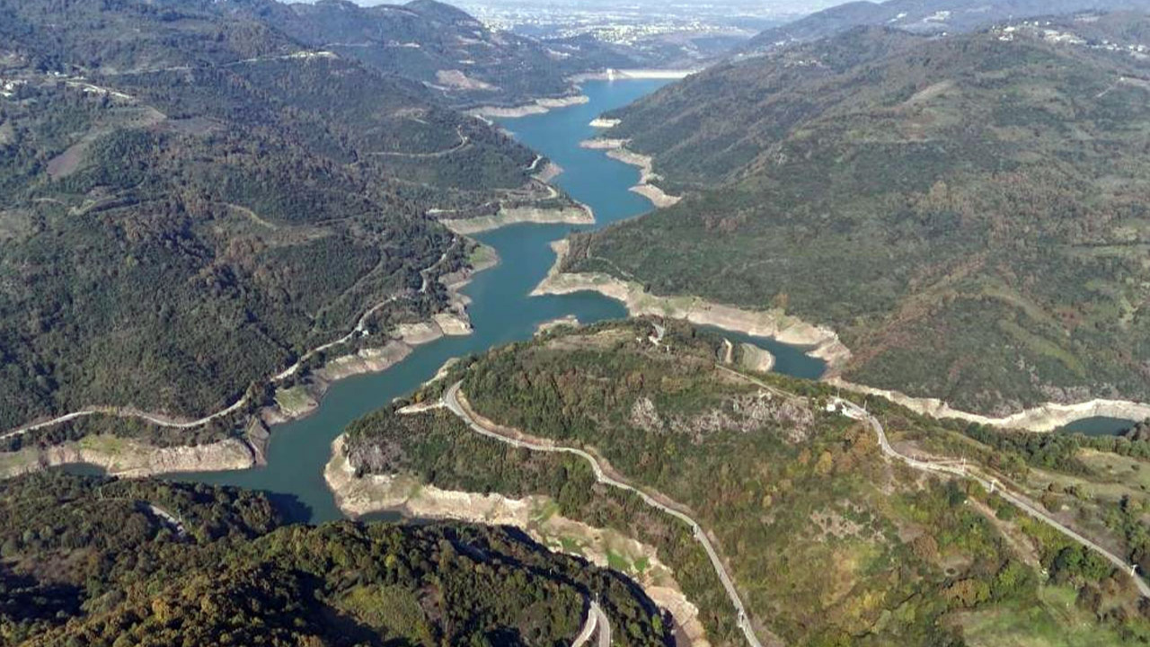 Kocaeli Yuvacık Barajı'nda su seviyesi düştü
