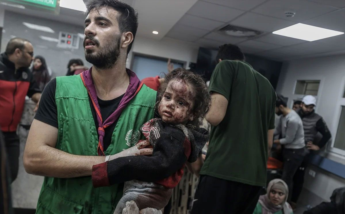 Gazze'deki hastaneyi vuran İsrail, katliam yaptı! Fotoğraflar korkunç