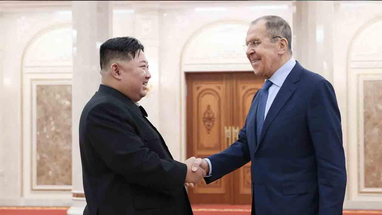 Lavrov, Kuzey Kore lideri Kim ile görüştü