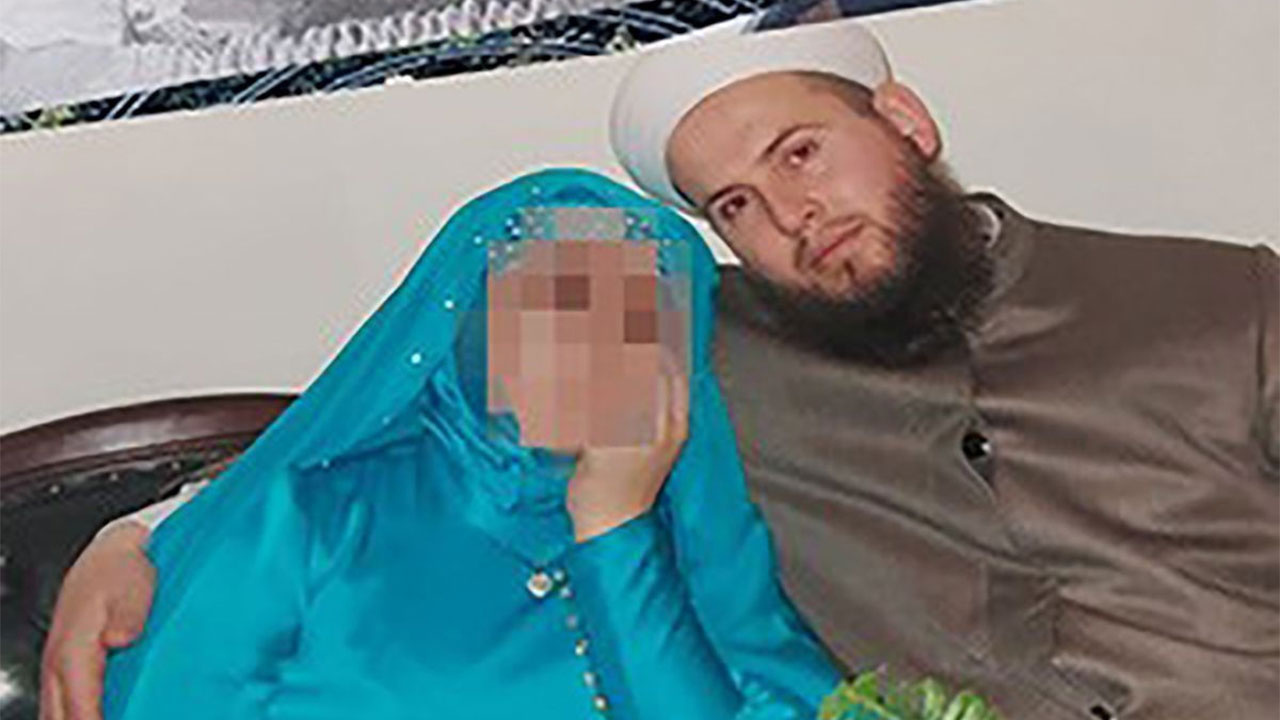 Hiranur Vakfı kurucusu Yusuf Ziya Gümüşel'e 6 yaşında kızını evlendirmekten hapis cezası