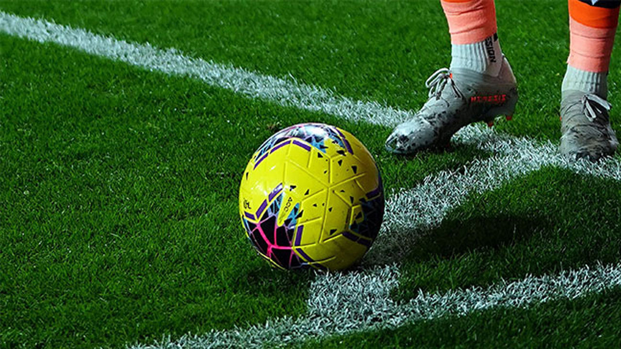 Çarşambaspor-Perşembespor maçı olay oldu! Sosyal medya yıkıldı