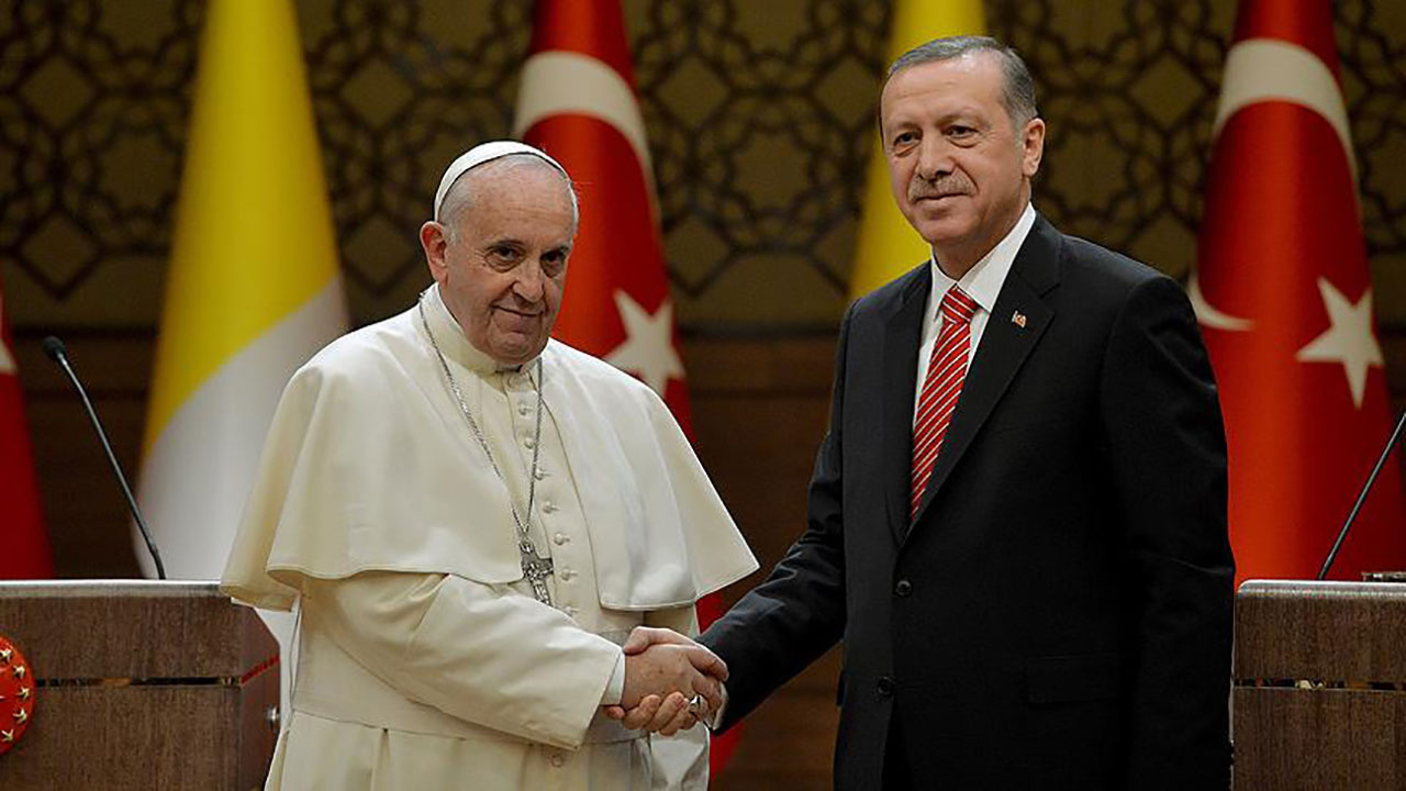 Cumhurbaşkanı Erdoğan, Papa ile Gazze krizini görüştü! Saldırılar katliam boyutuna ulaştı