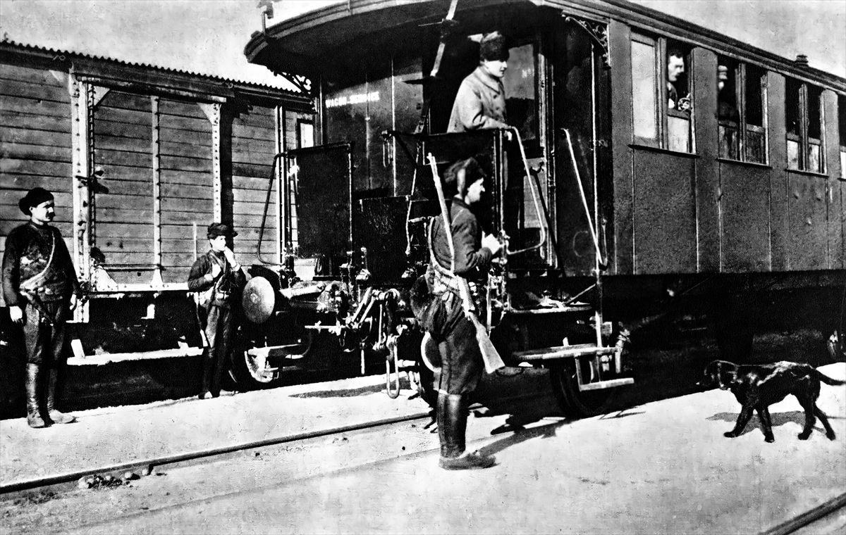 Çok özel fotoğraflarla 100 yıllık Cumhuriyet'in mimarı: Atatürk! Bazıların ilk kez göreceksiniz...