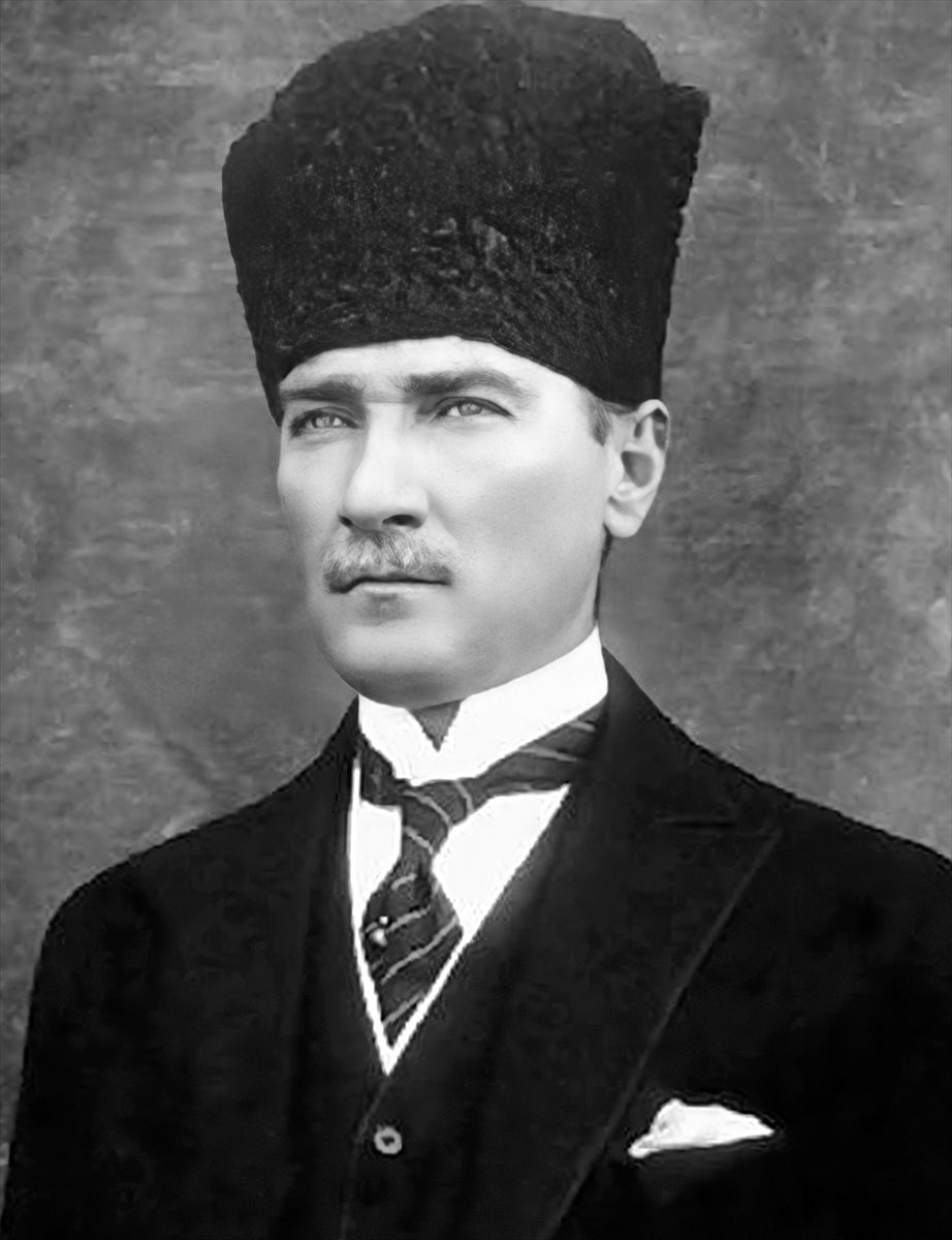 Çok özel fotoğraflarla 100 yıllık Cumhuriyet'in mimarı: Atatürk! Bazıların ilk kez göreceksiniz...