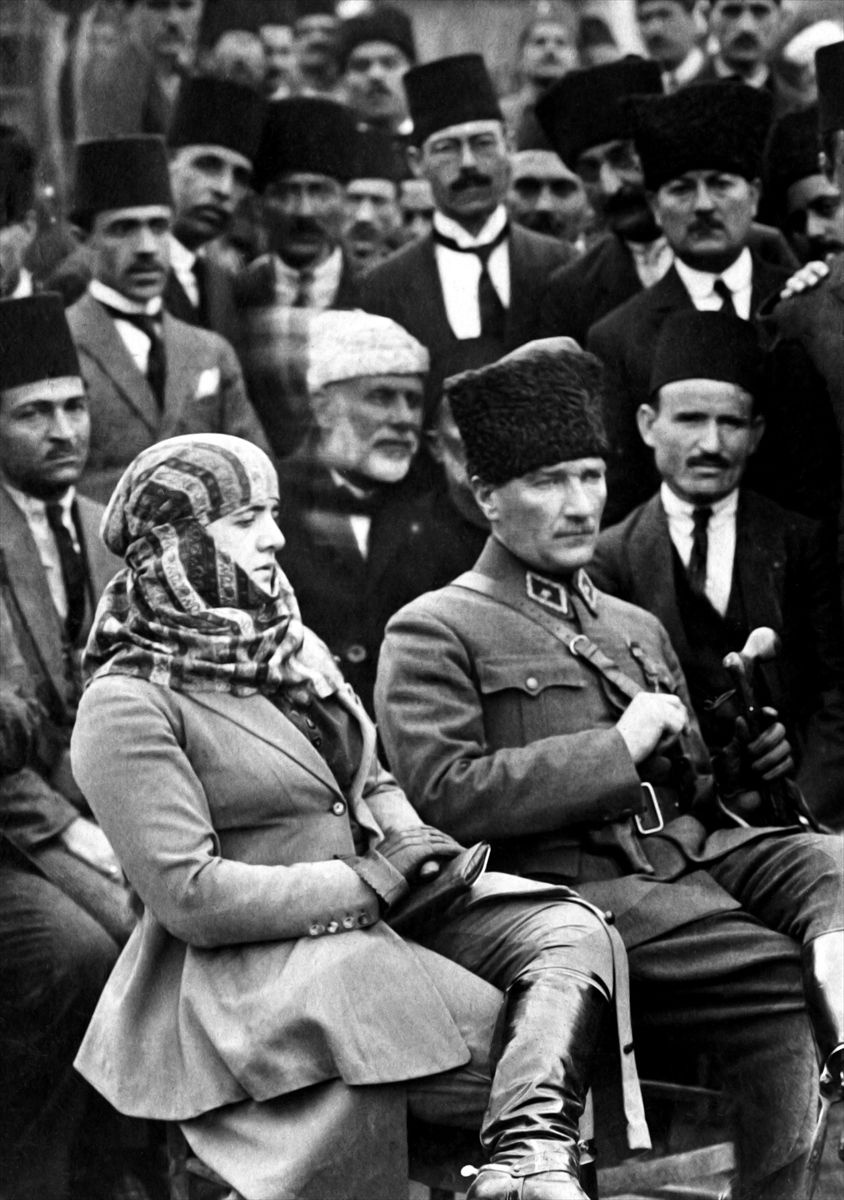 Çok özel fotoğraflarla 100 yıllık Cumhuriyet'in mimarı: Atatürk! Bazıların ilk kez göreceksiniz...