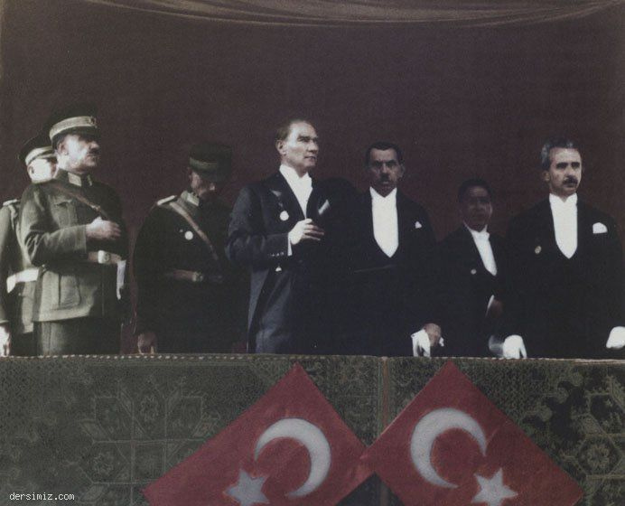 Atatürk'ün en büyük eseri Türkiye Cumhuriyeti 100 yaşında! 29 Ekim Cumhuriyet Bayramı kutlu olsun...