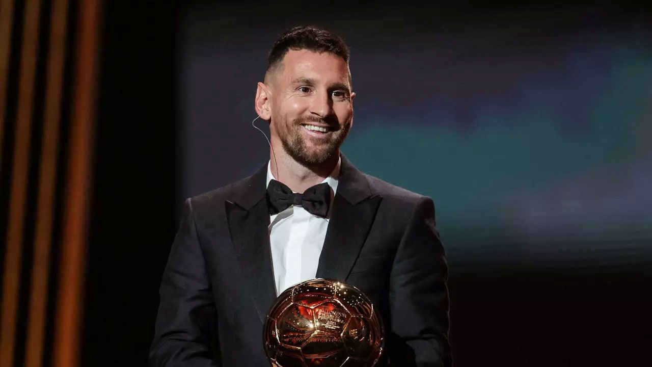 2023 Ballon d'Or ödülünün sahibi Lionel Messi oldu