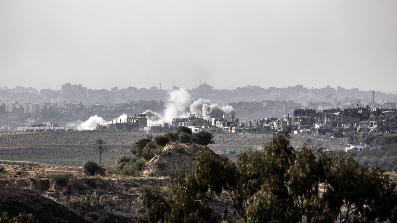 İsrail Gazze'deki Şati Mülteci Kampı'nı bombalayacağını duyurdu, ilan attı