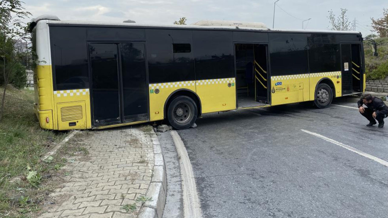 İstanbul'da belediye otobüsü kaza yaptı!