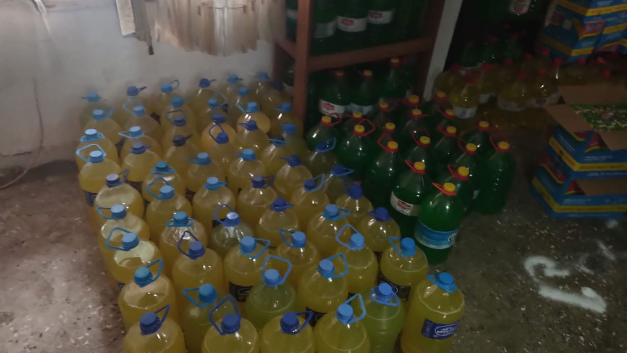Mersin'de bir evde 2,5 ton sahte temizlik malzemesi ele geçirildi!