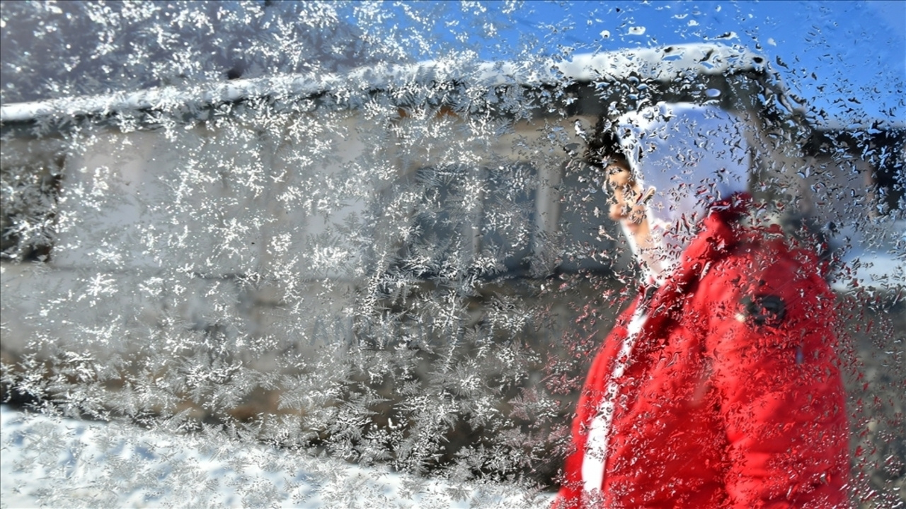 Kars'ta soğuk hava etkili oldu