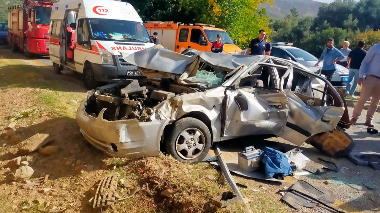 Aydın'da otomobil uçuruma devrildi! 5 kişi yaralandı!