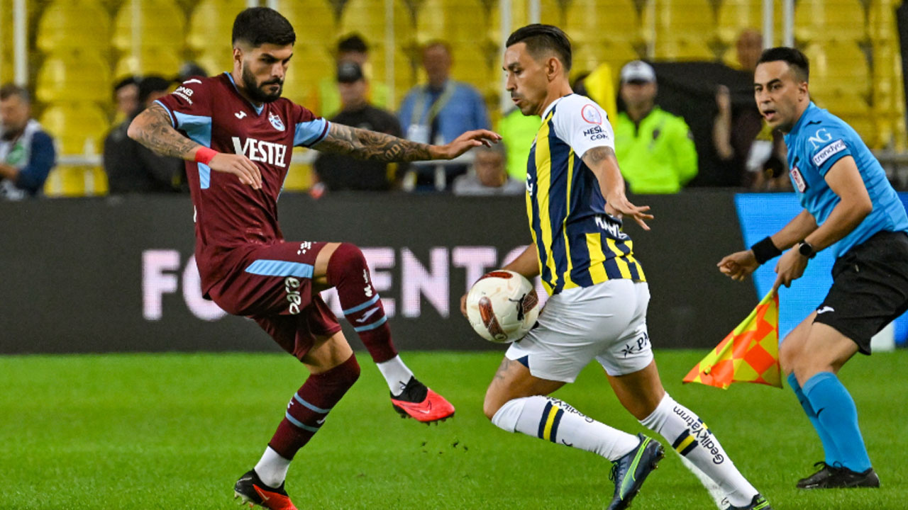 Trabzonspor derbide Fenerbahçe'yi 3-2'lik skorla mağlup etti
