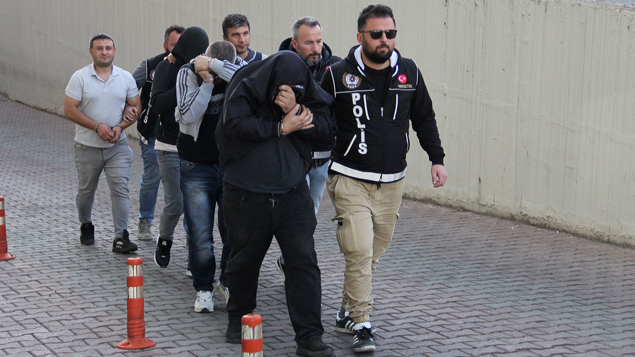 Kayseri'de uyuşturucu operasyonu: 16 zanlı yakalandı!