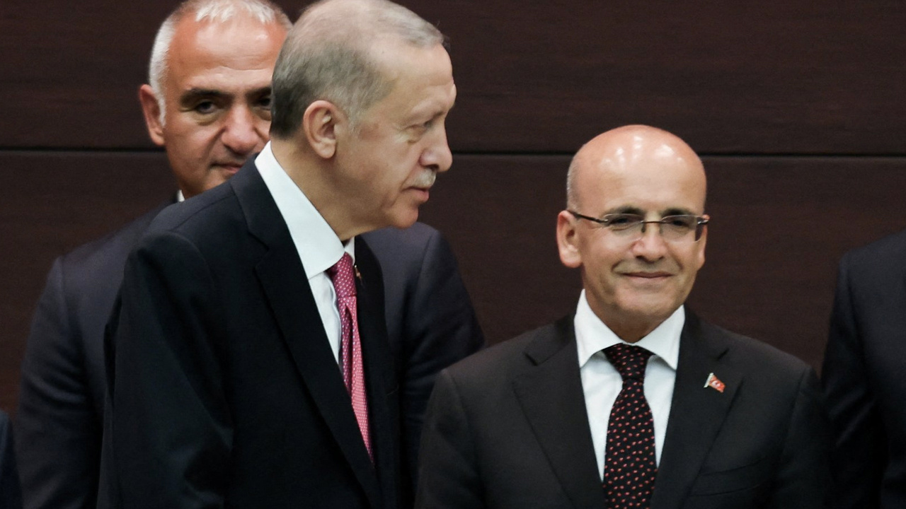 Cumhurbaşkanı Erdoğan'dan Mehmet Şimşek açıklaması: 'Ben Mehmet Bey’e karışmıyorum'