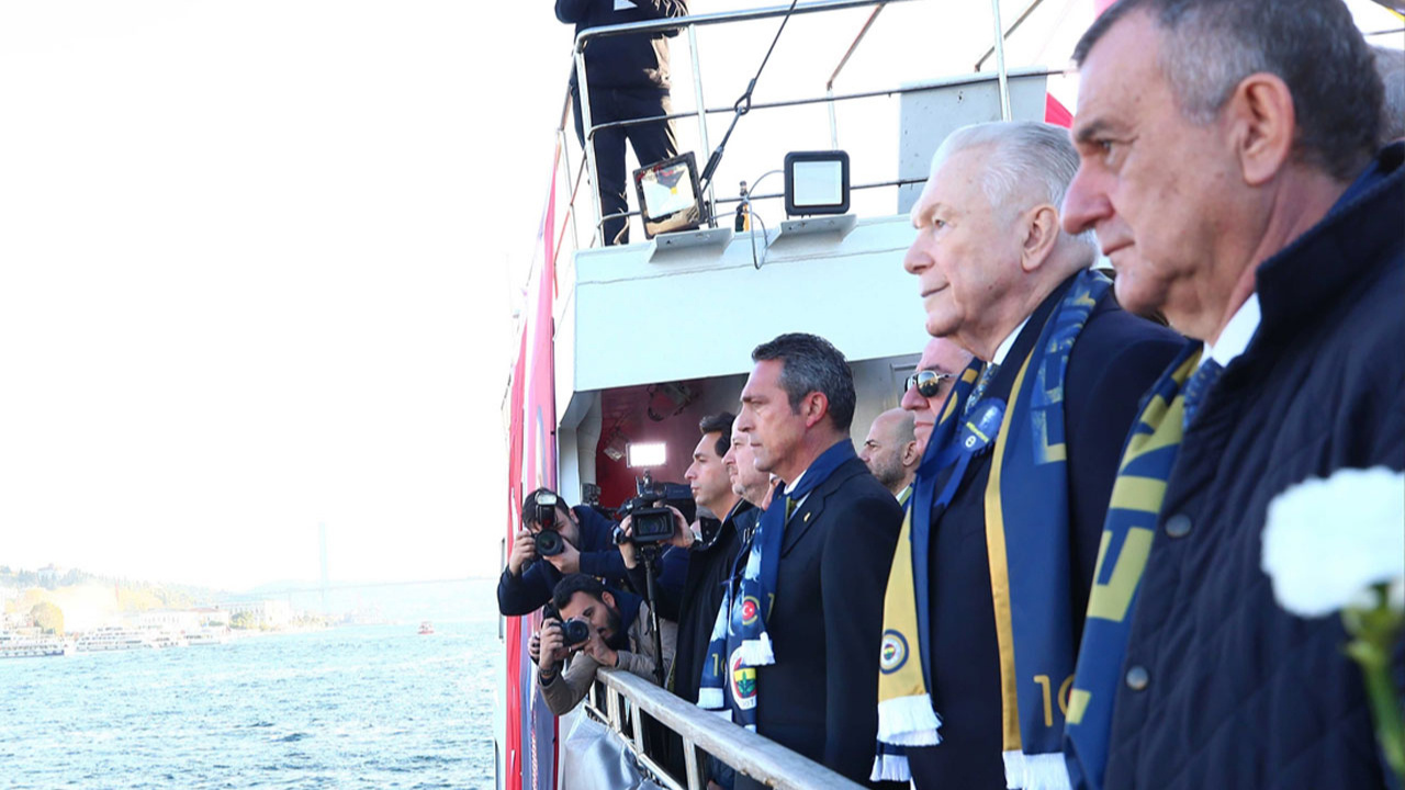 Fenerbahçe Atatürk'ü "10 Kasım Fenerbahçe Vapuru" ile andı