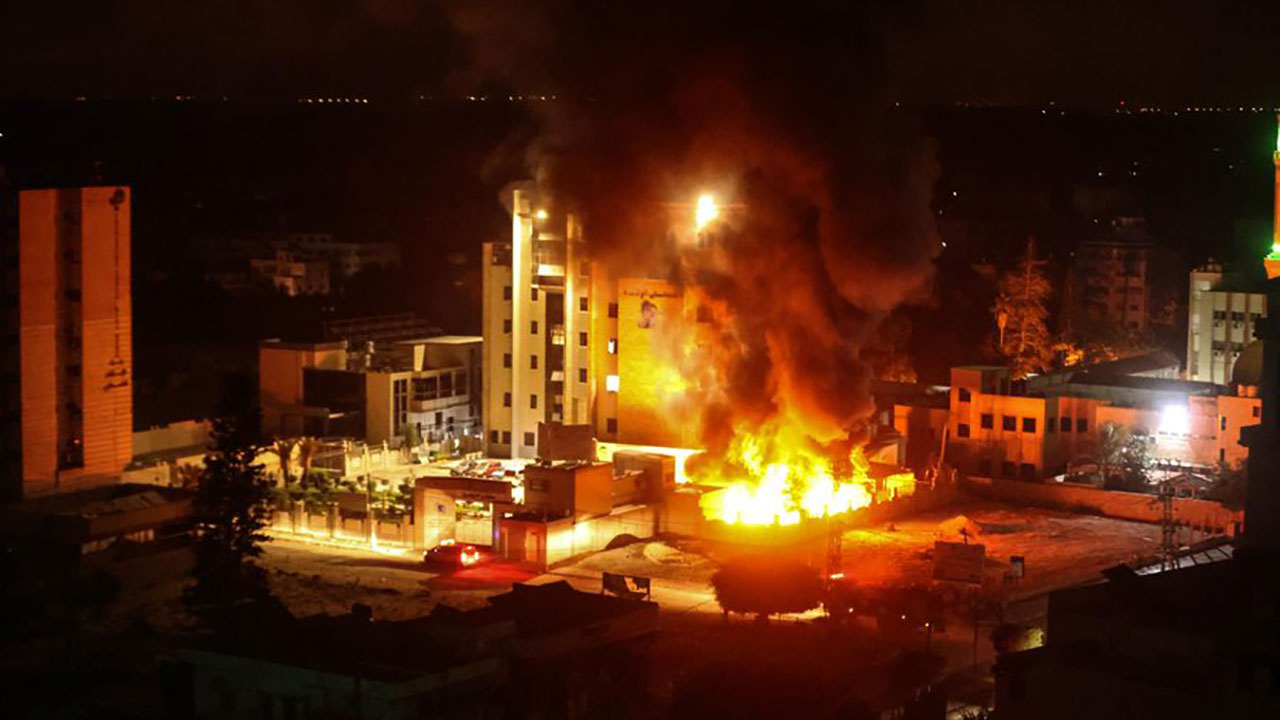 İsrail, çocuk hastanesini vurup cayır cayır yaktı! Tanklarla 4 hastaneyi kuşattı! Biden: Ateşkes mümkün değil