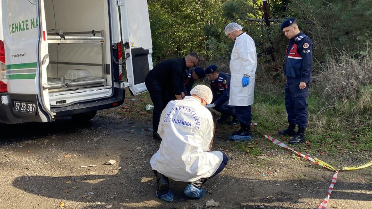 Zonguldak'ta ormanlık alanda yanmış erkek cesedi bulundu
