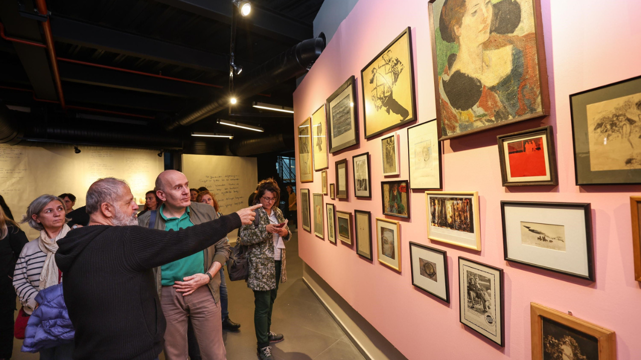 Bursa Nilüfer'de Tomris Uyar'ın özel eşyaları ve koleksiyonu sergiye açıldı