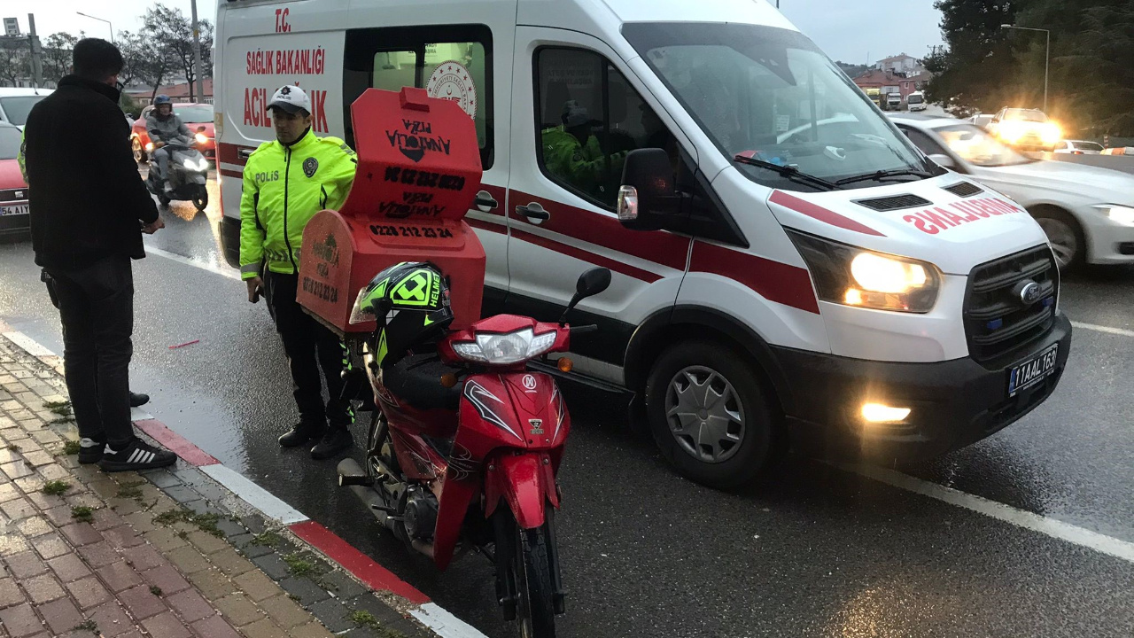 Bilecik'te motosiklet yayaya çartı, kazada 2 kişi yaralandı