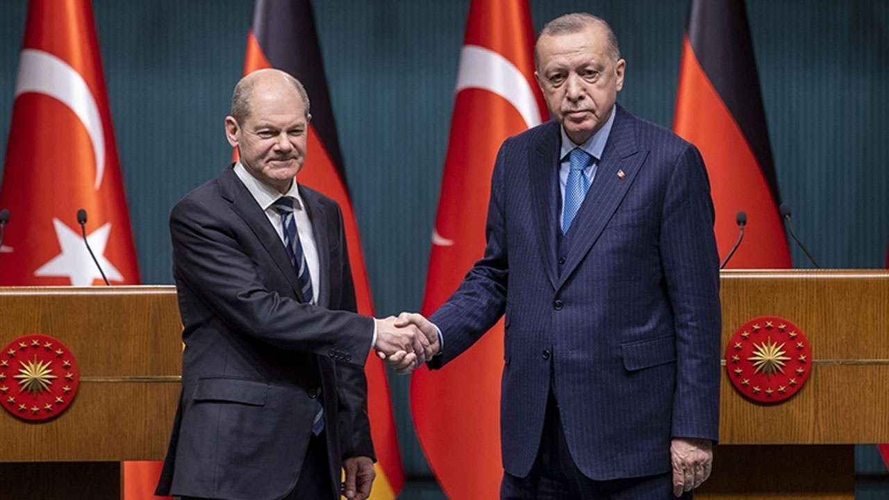 Bloomberg'in bomba iddiası Almanya Başbakanı Scholz Cumhurbaşkanı Erdoğan'ın talebini geri çevirecek