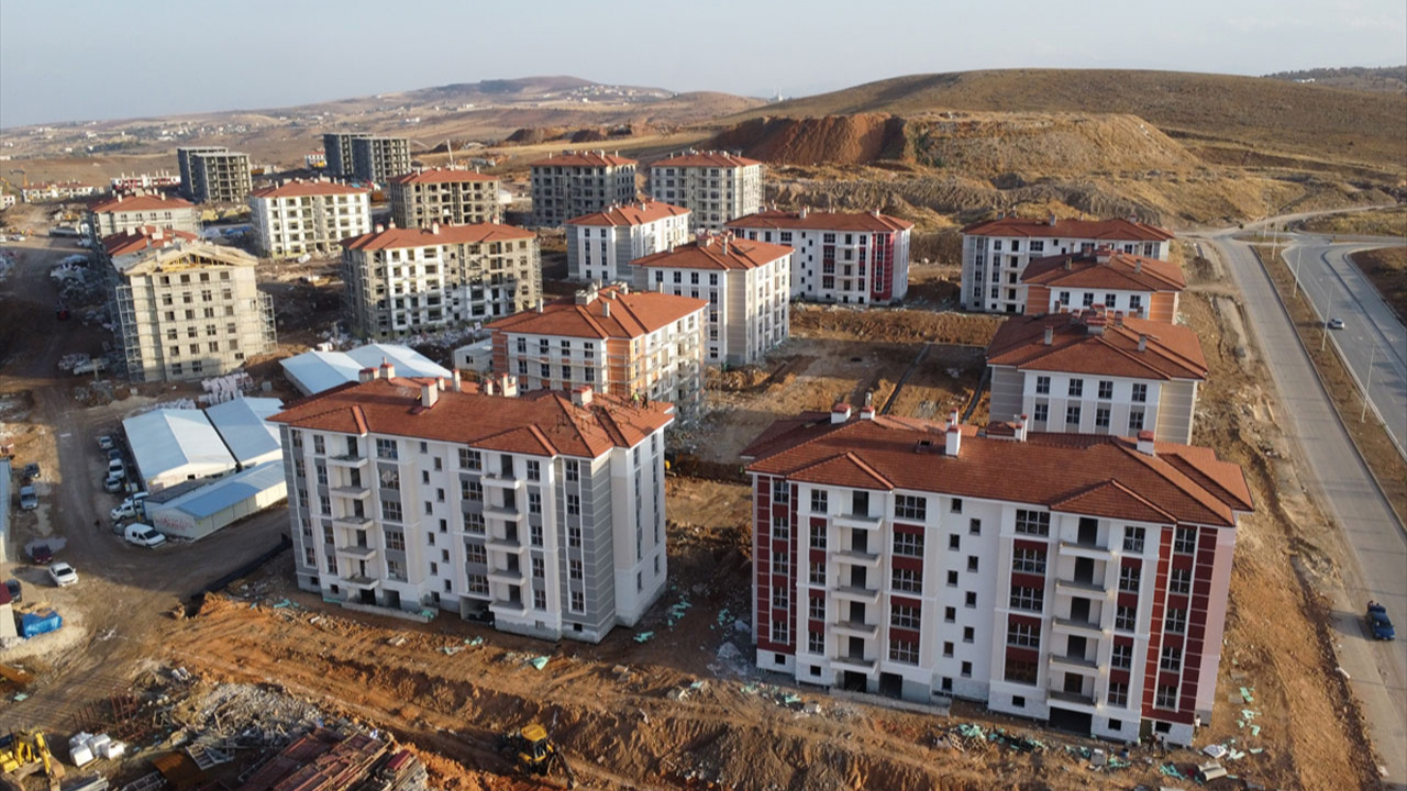 Elazığ'da 2 bin 936 deprem konutu inşa ediliyor!