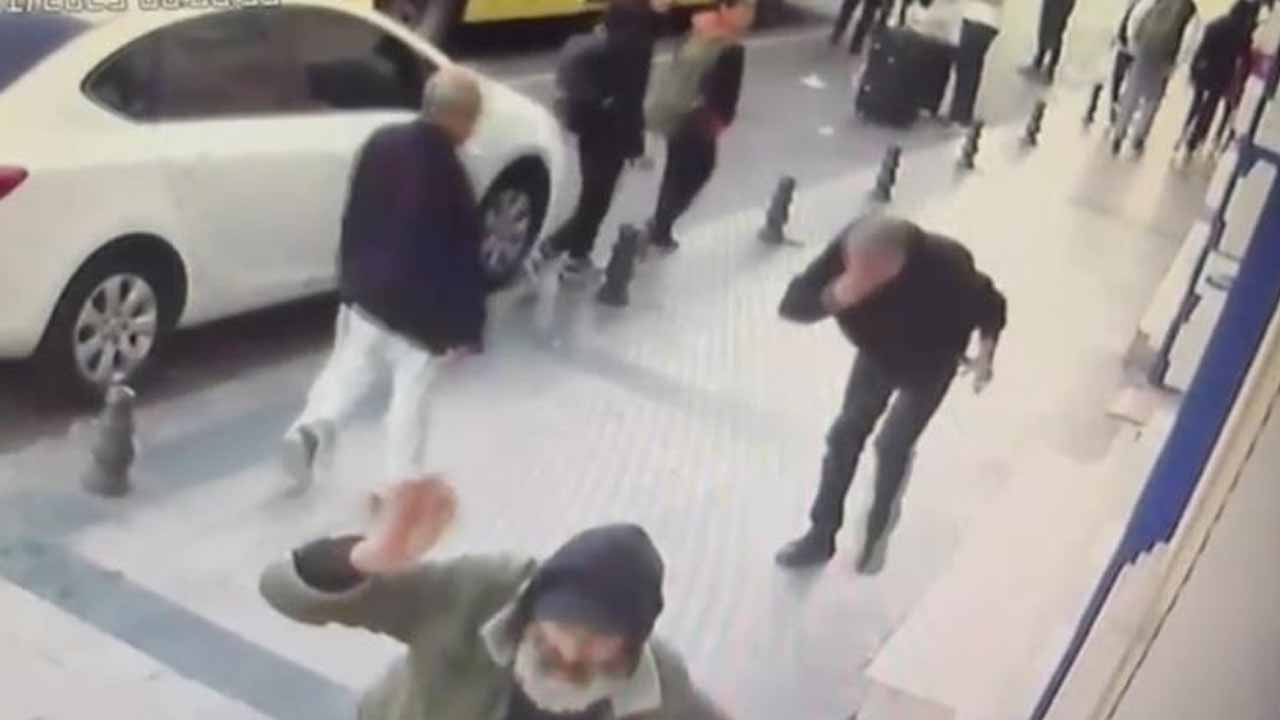 İstanbul'da "sipariş kalemiyle" cinayet! Şişe fırlattı diye alnından yaraladı