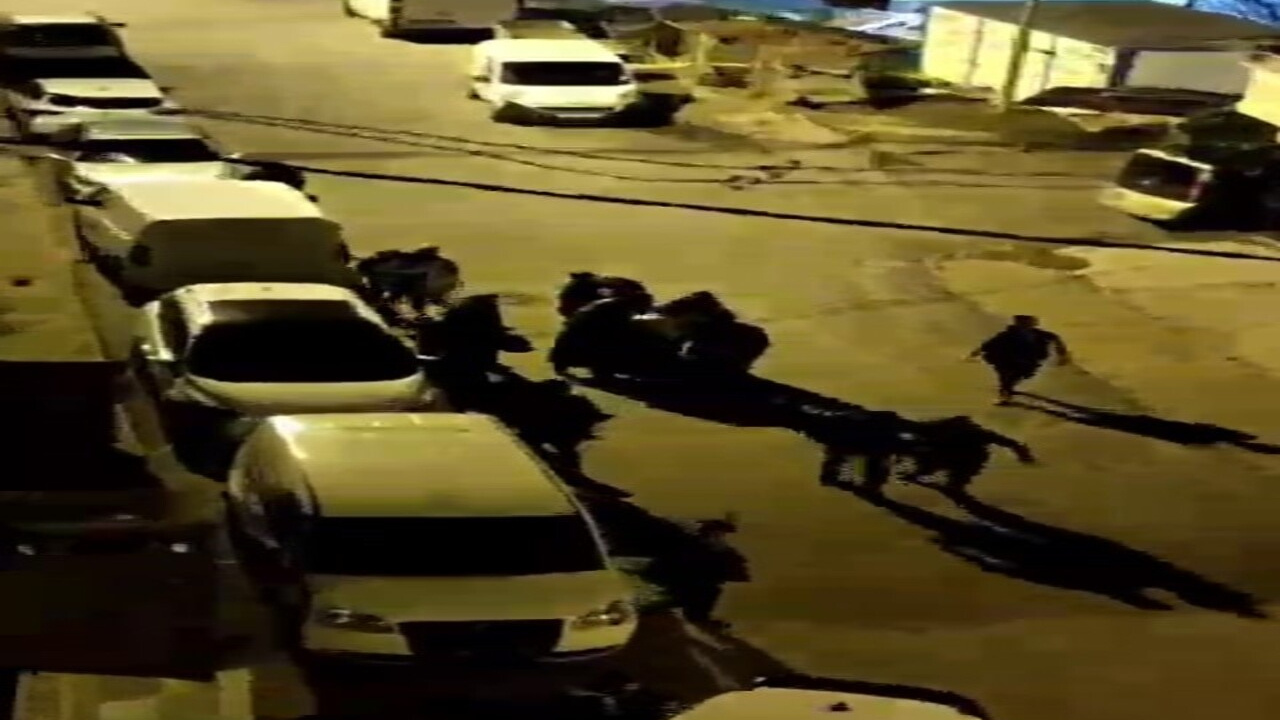 Arnavutköy’de miras kavgası sokağı savaş alanına çevirdi, 5 kişi yaralandı