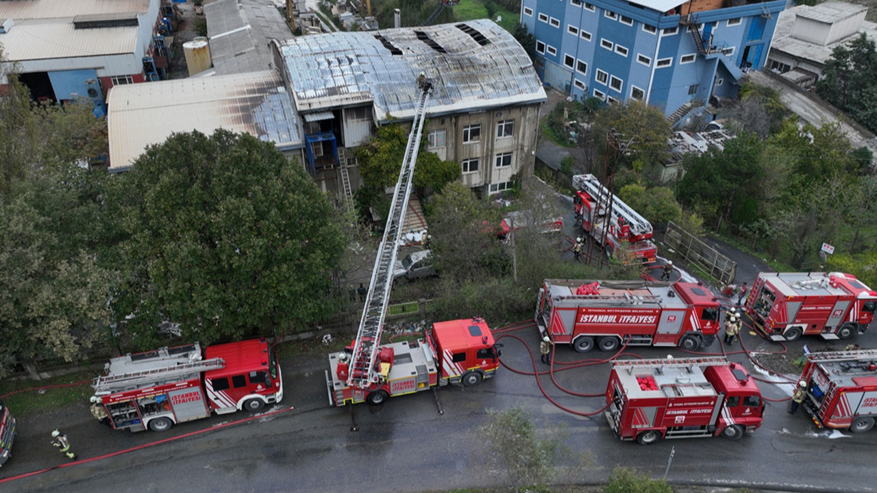 İstanbul'da bir fabrikada çıkan yangın söndürüldü