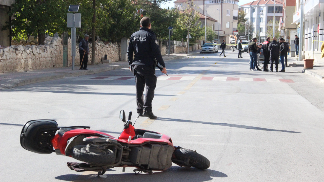 Karaman’da silahlı saldırıda yoldan geçen kurye vuruldu