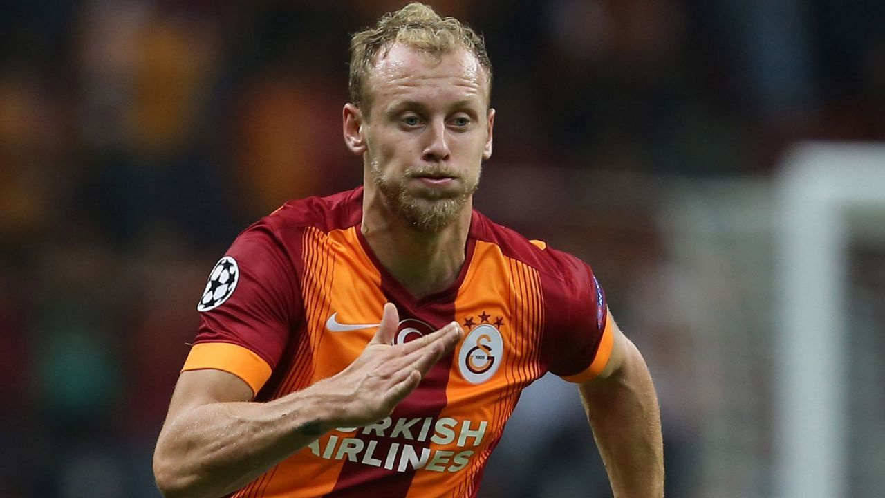 Galatasaraylı Semih Kaya, Seçil Erzan'dan parasını döve döve almış! 'Bodrum'da villa aldı' iddiası