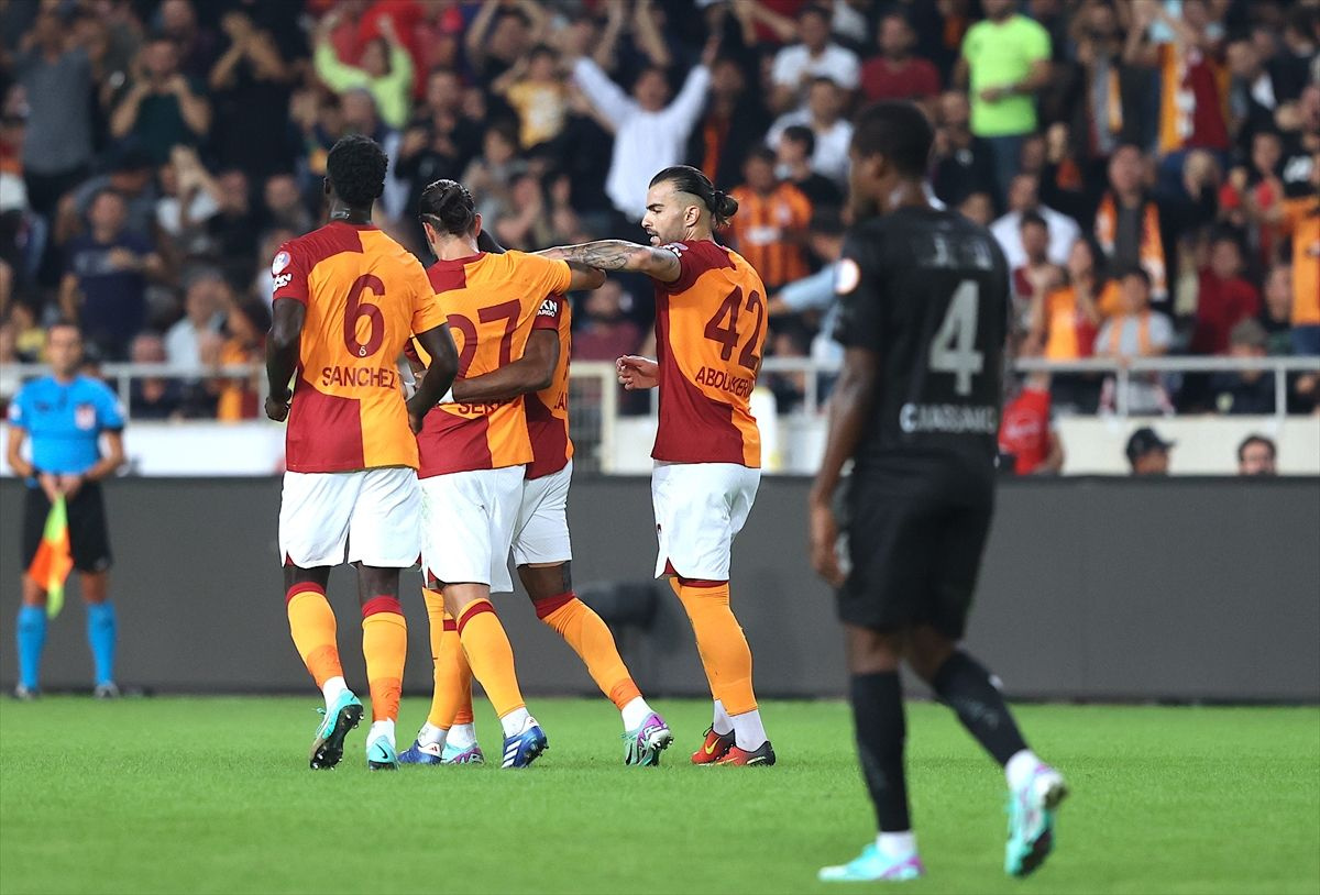 Süper Lig Galatasaray-Alanyaspor maçı ne zaman, saat kaçta, hangi kanalda? Okan Buruk'un muhtemel 11'i...