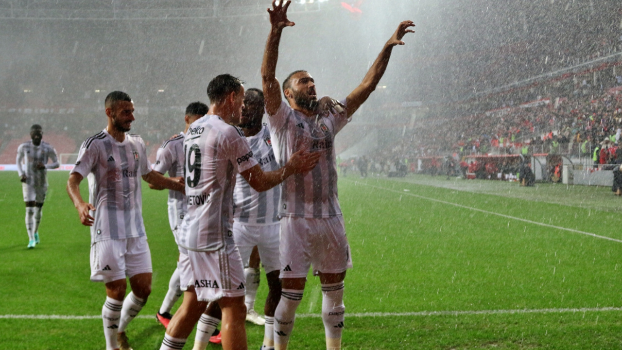 Beşiktaş Samsunspor deplasmanından 3 puanla döndü