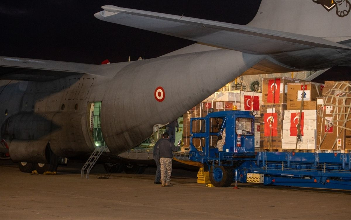 Türkiye'den Gazze'ye yeni yardım! 12'nci uçak Kayseri'den havalandı