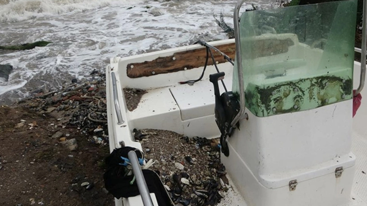 Tuzla'da 7 balıkçı teknesi battı