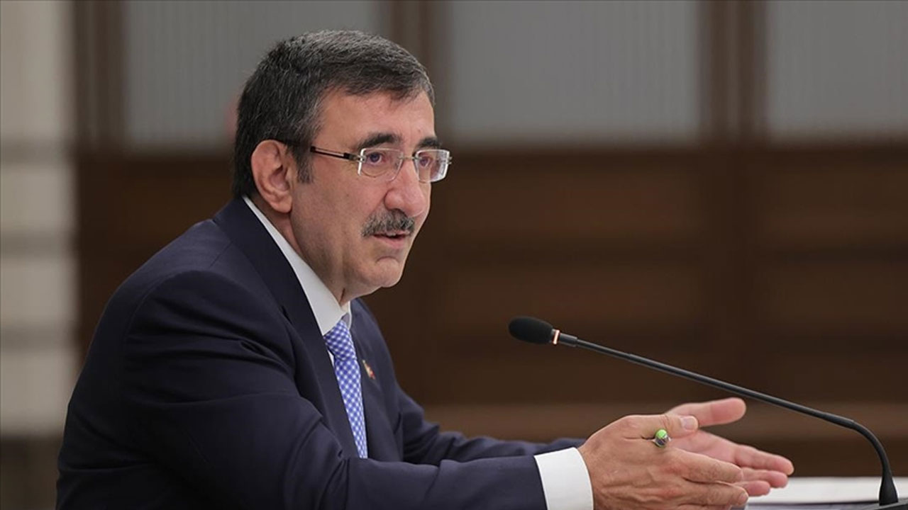 Cumhurbaşkanı Yardımcısı Cevdet Yılmaz duyurdu: Emekliler için özel çalışma