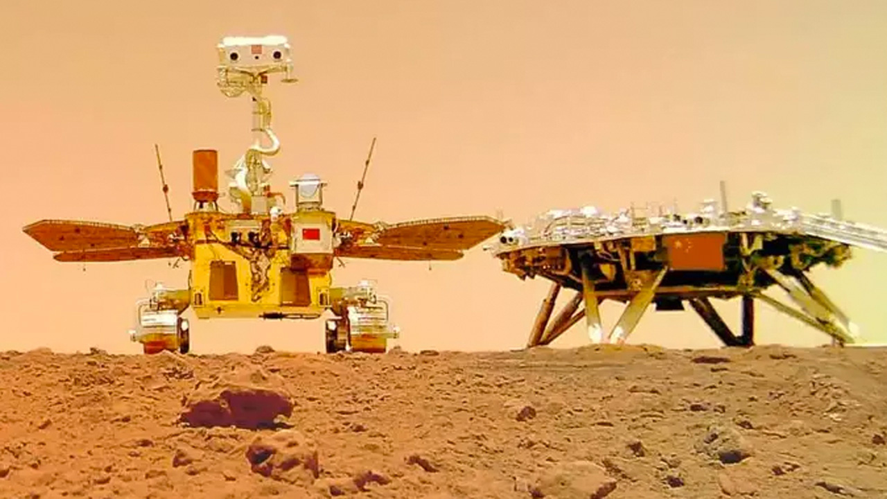 Mars'ta şaşırtan yeni keşif! 10 metre derinlikteki gizem ortaya çıktı