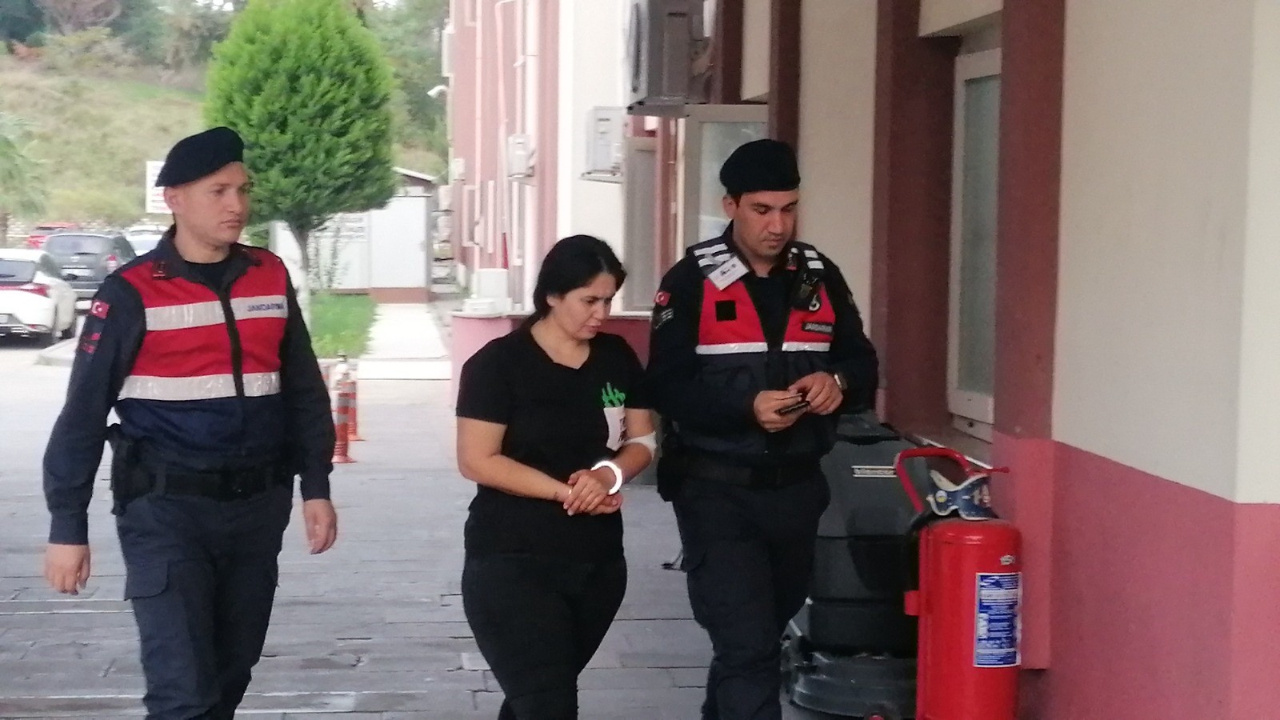 Antalya'da karı kocanın 'geç geldin' tartışması hastanede bitti