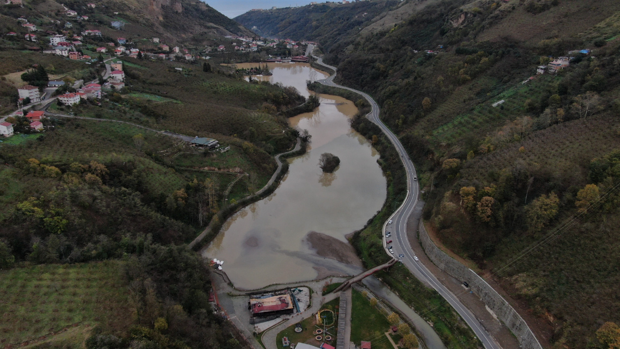 Trabzon'un turizm merkezi gölleri sinsi tehlikenin tehdidi altında